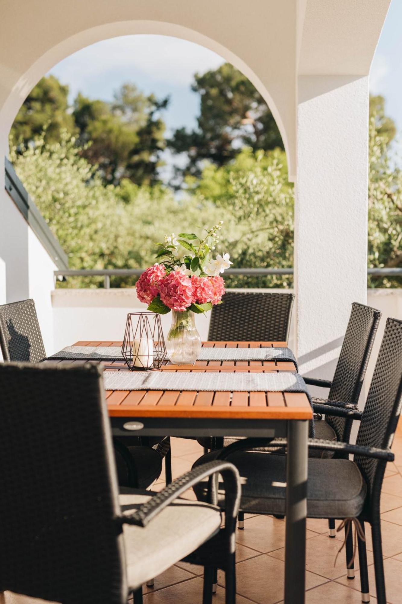 Villa Luna Πόρετς Εξωτερικό φωτογραφία
