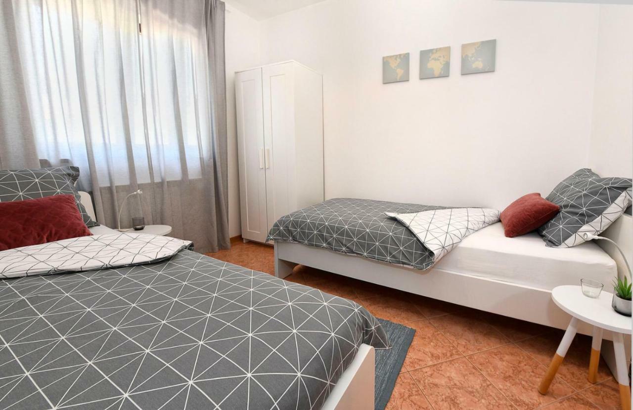 Villa Luna Πόρετς Εξωτερικό φωτογραφία